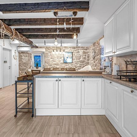 4 Bedroom Stunning Home In Murter Esterno foto