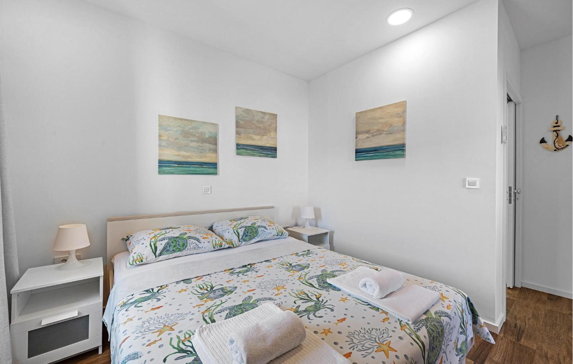 4 Bedroom Stunning Home In Murter Esterno foto