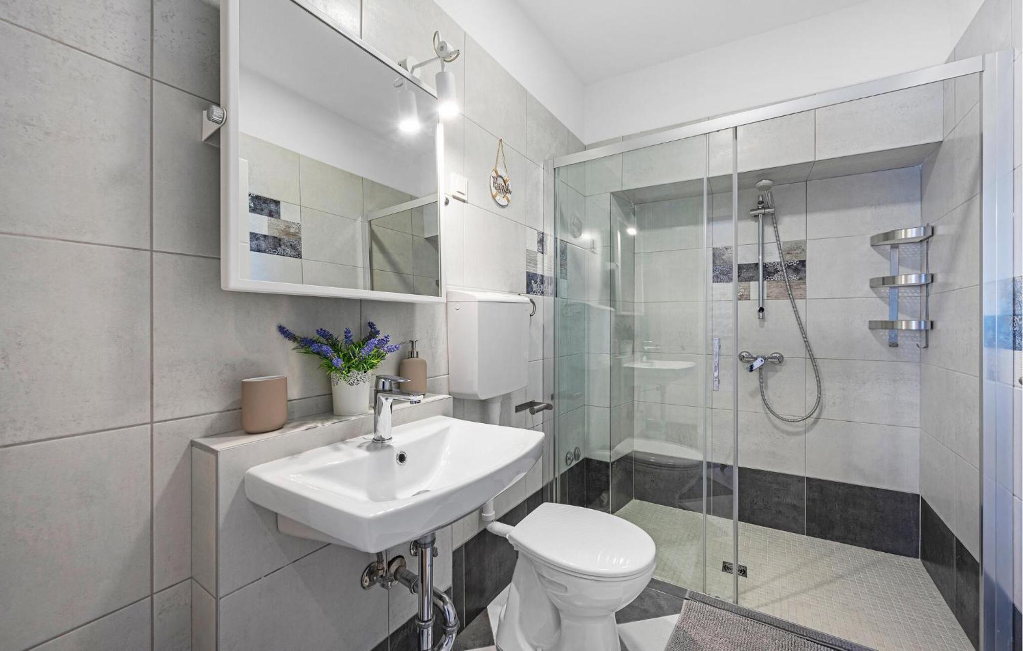 4 Bedroom Stunning Home In Murter Esterno foto
