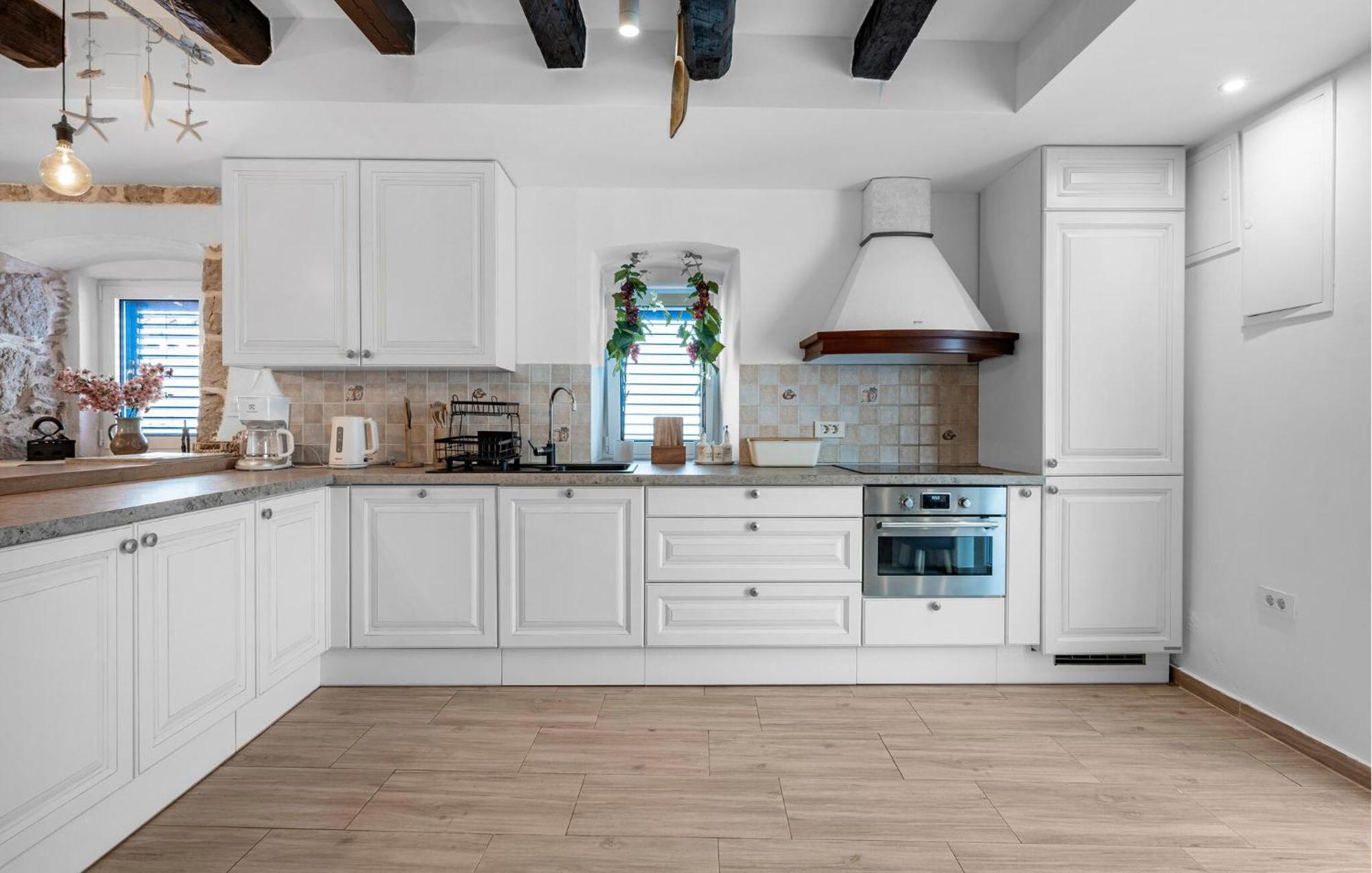 4 Bedroom Stunning Home In Murter Esterno foto