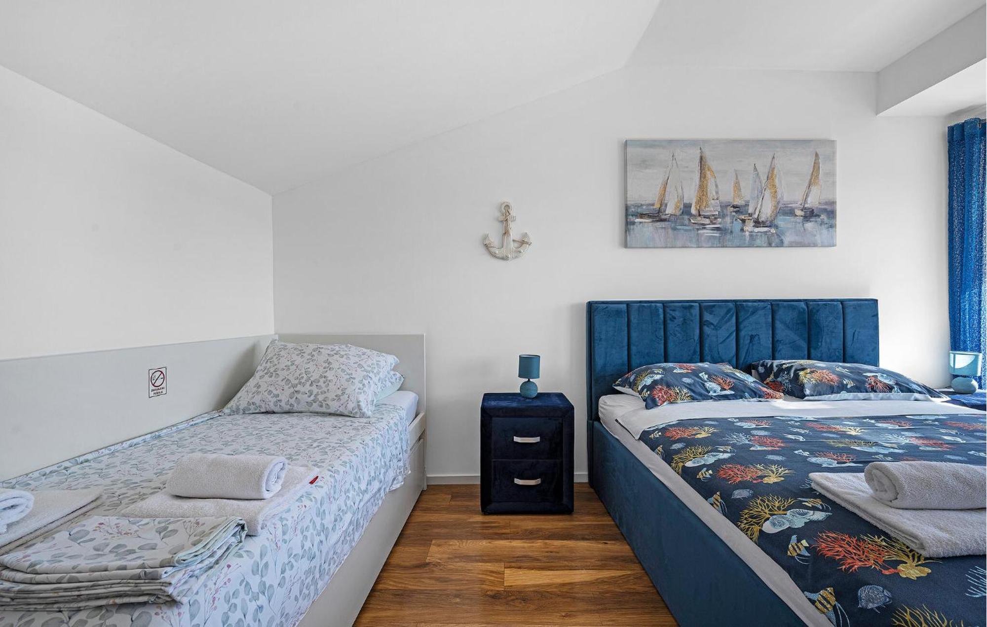 4 Bedroom Stunning Home In Murter Esterno foto
