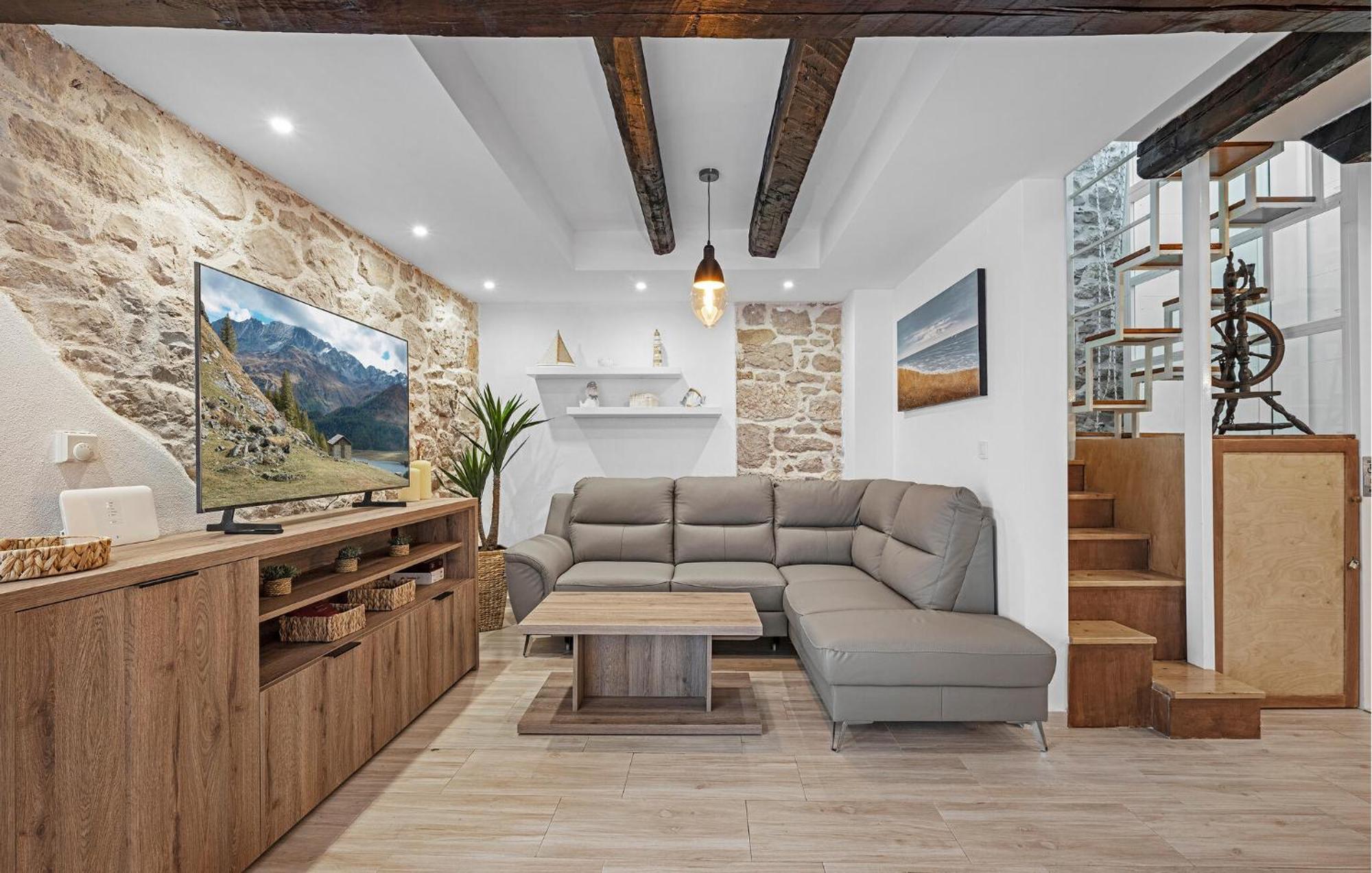 4 Bedroom Stunning Home In Murter Esterno foto